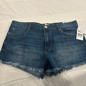 Maya High Rise Shorts